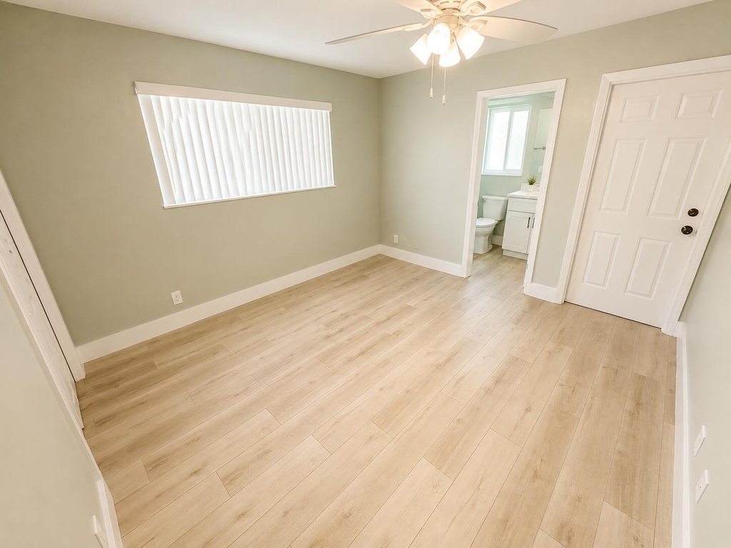 1232 Cabana Road - Photo 14