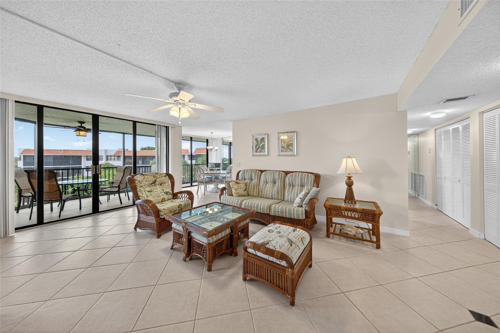 800 Jeffery Street - Photo 4