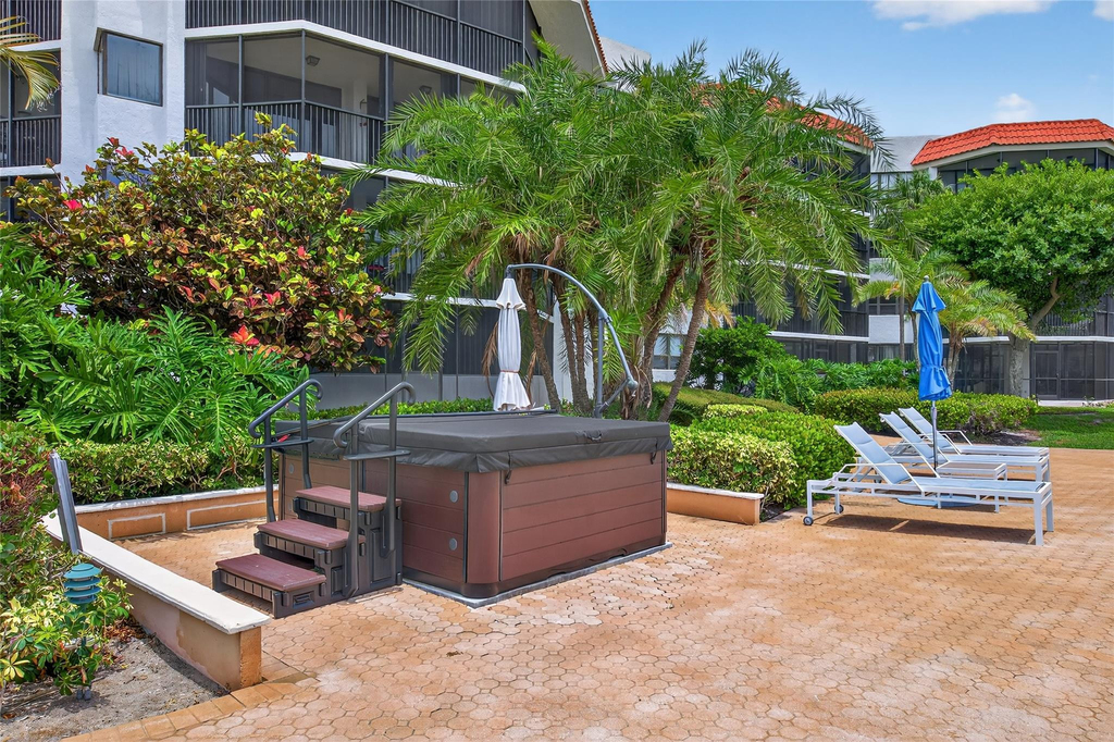 800 Jeffery Street - Photo 45