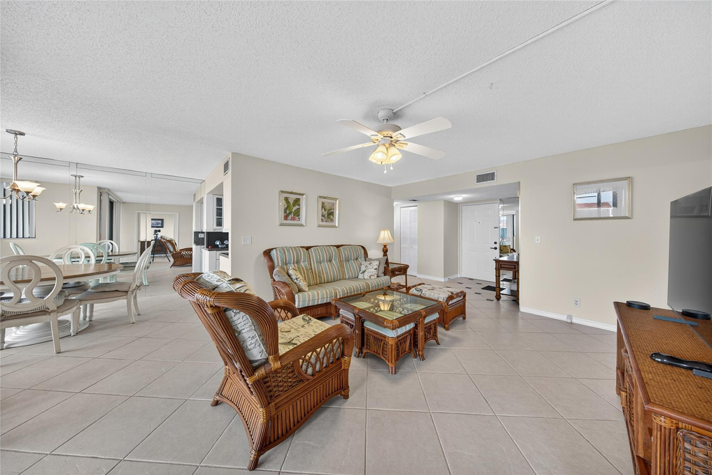 800 Jeffery Street - Photo 9