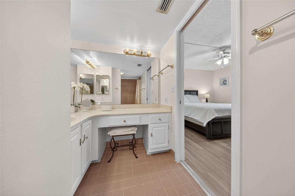 800 Jeffery Street - Photo 32