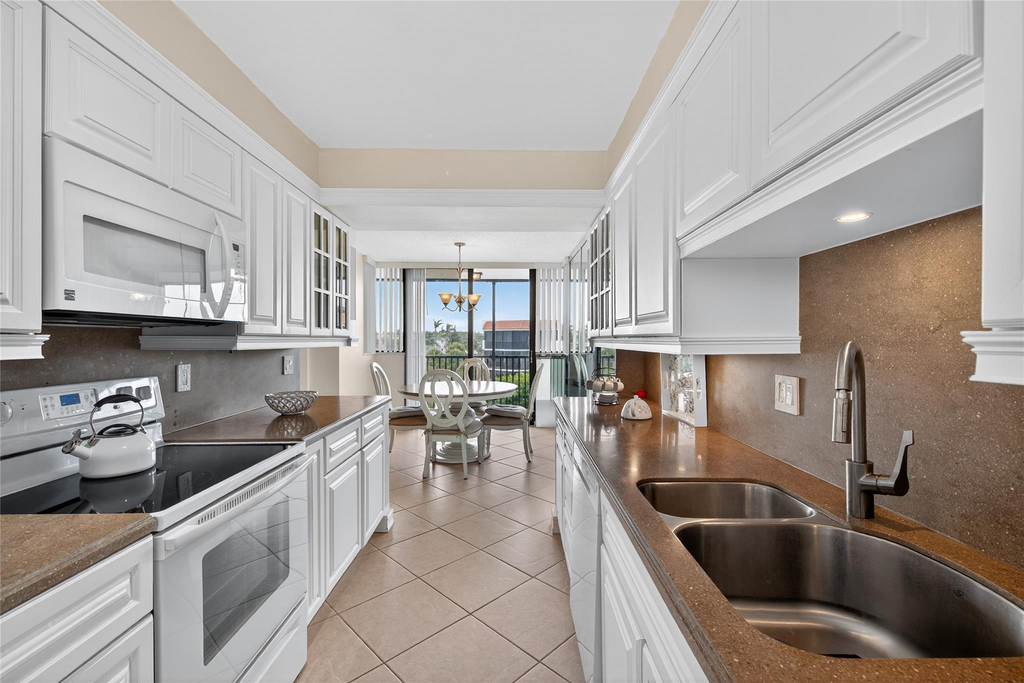 800 Jeffery Street - Photo 13
