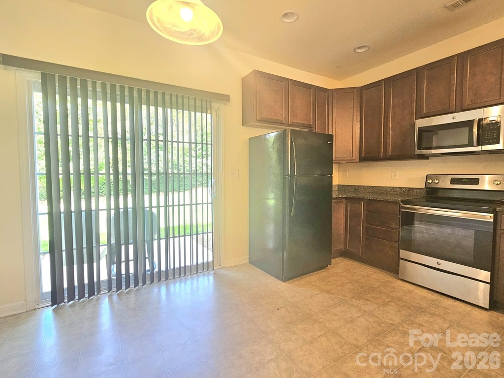 2530 Madeline Meadow Drive - Photo 2