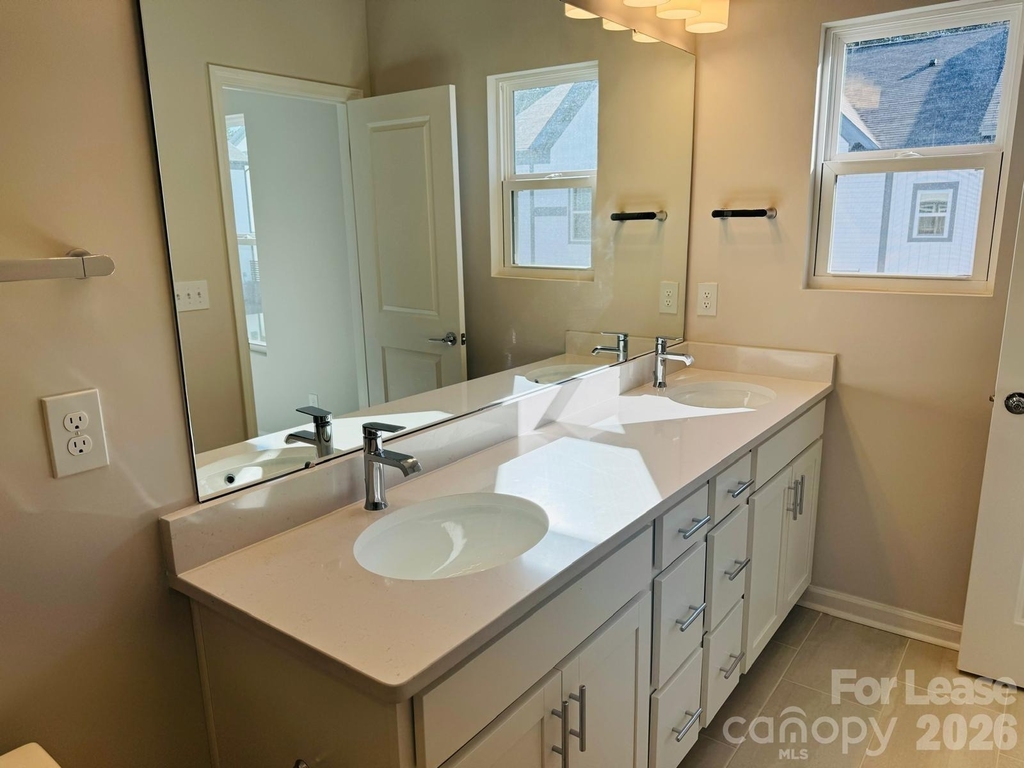 1412 Blanche Street - Photo 9