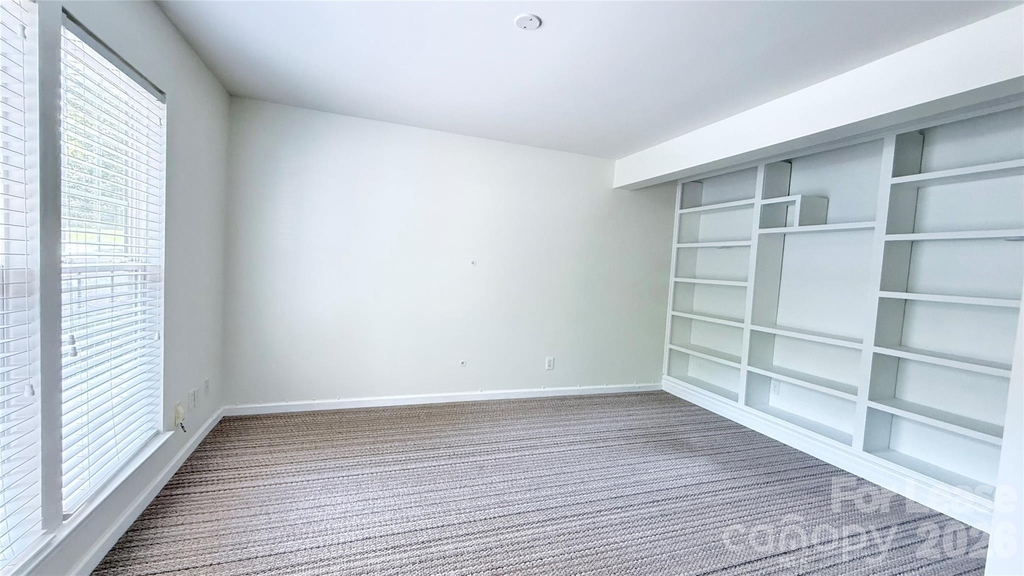 12731 Bullock Greenway Boulevard - Photo 2