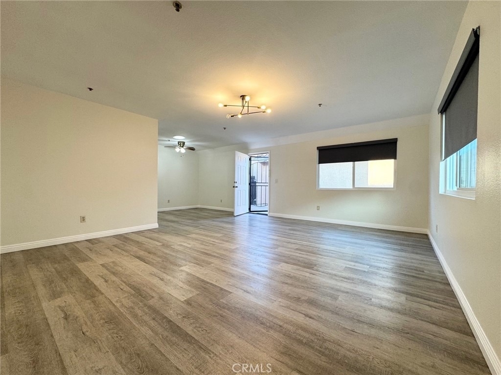 17511 Newland - Photo 2