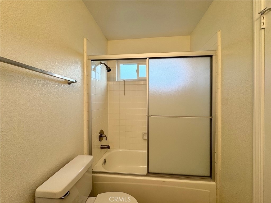17511 Newland - Photo 8