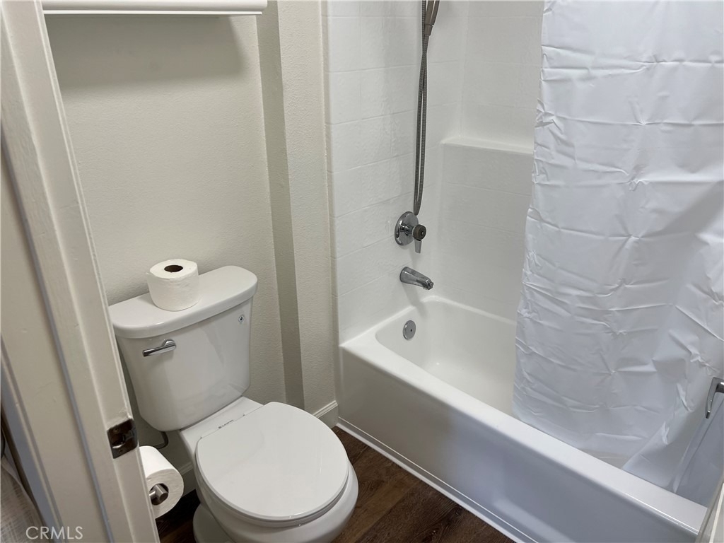 5520 Owensmouth Ave - Photo 15