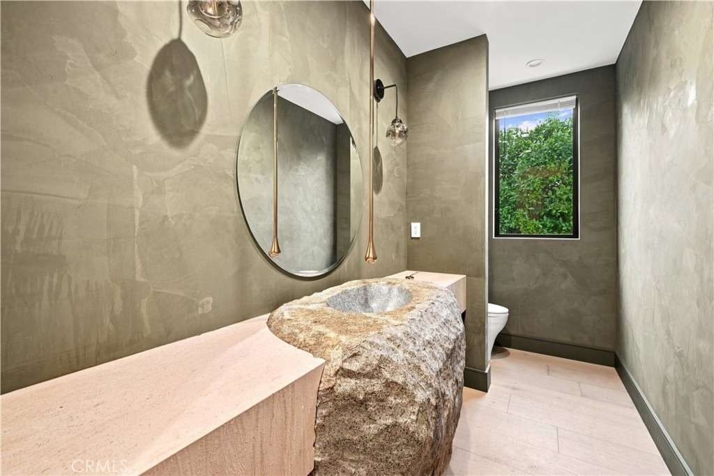 13944 Valleyheart Drive - Photo 15