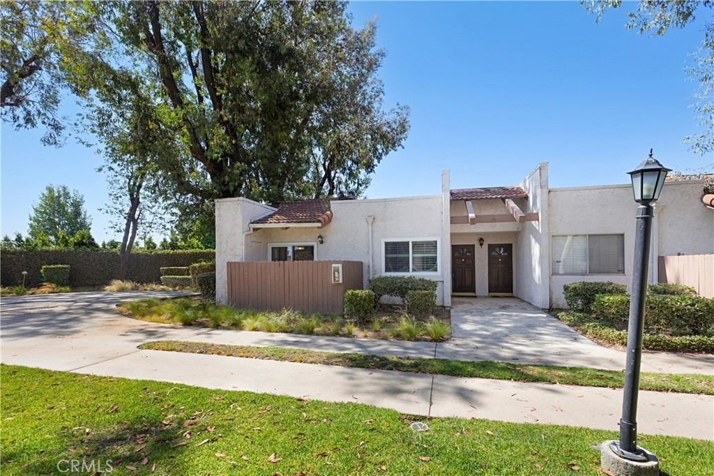 17572 Vandenberg Lane - Photo 1