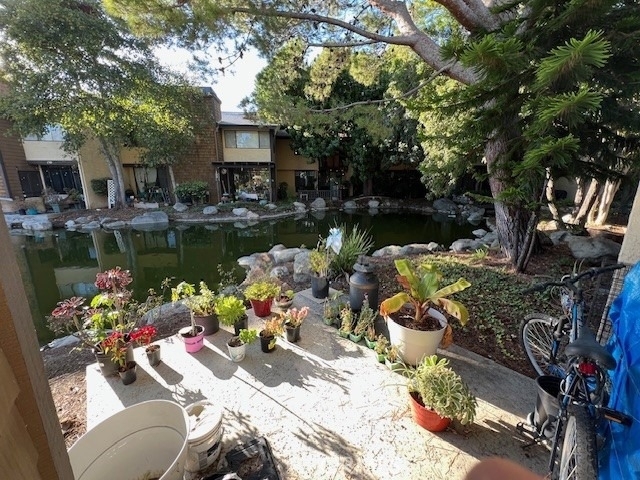 12750 Centralia Street - Photo 8
