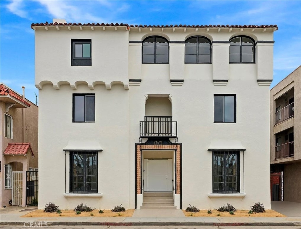 1829 E 4th - Photo 0