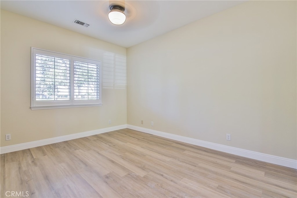 876 N Euclid Avenue - Photo 12