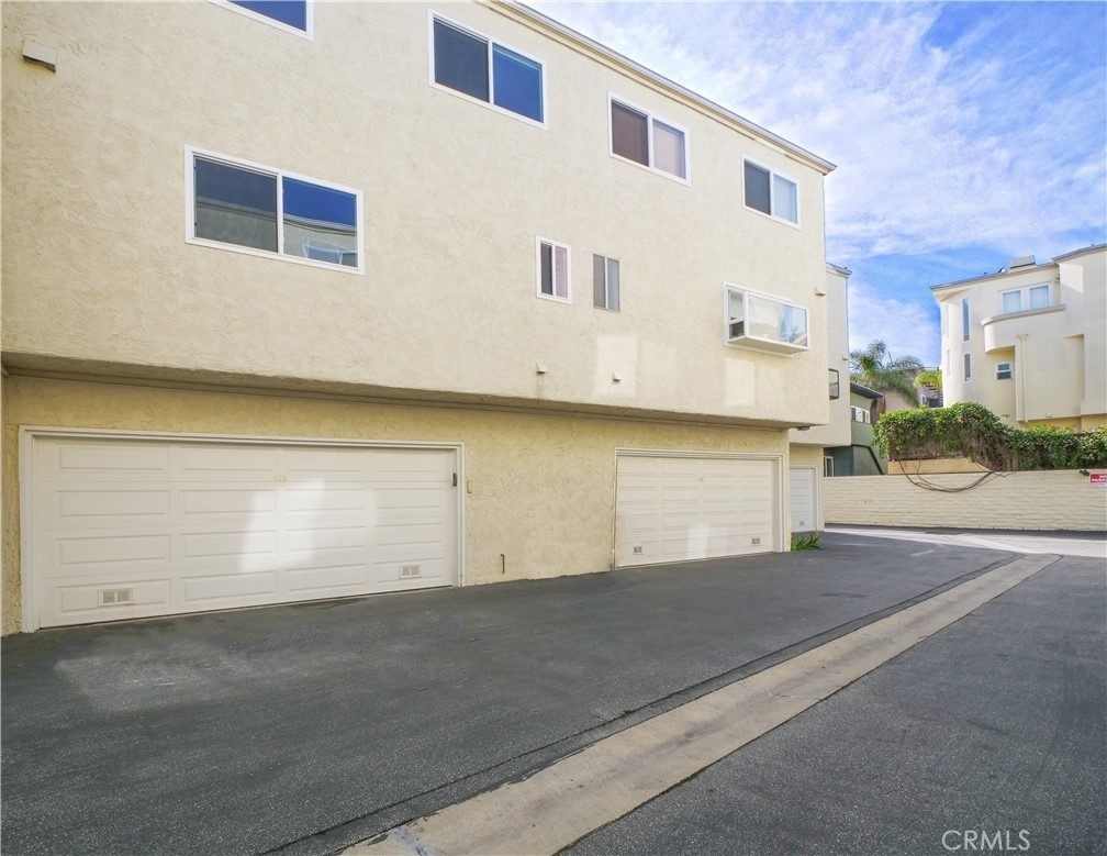 405 2nd - Photo 23