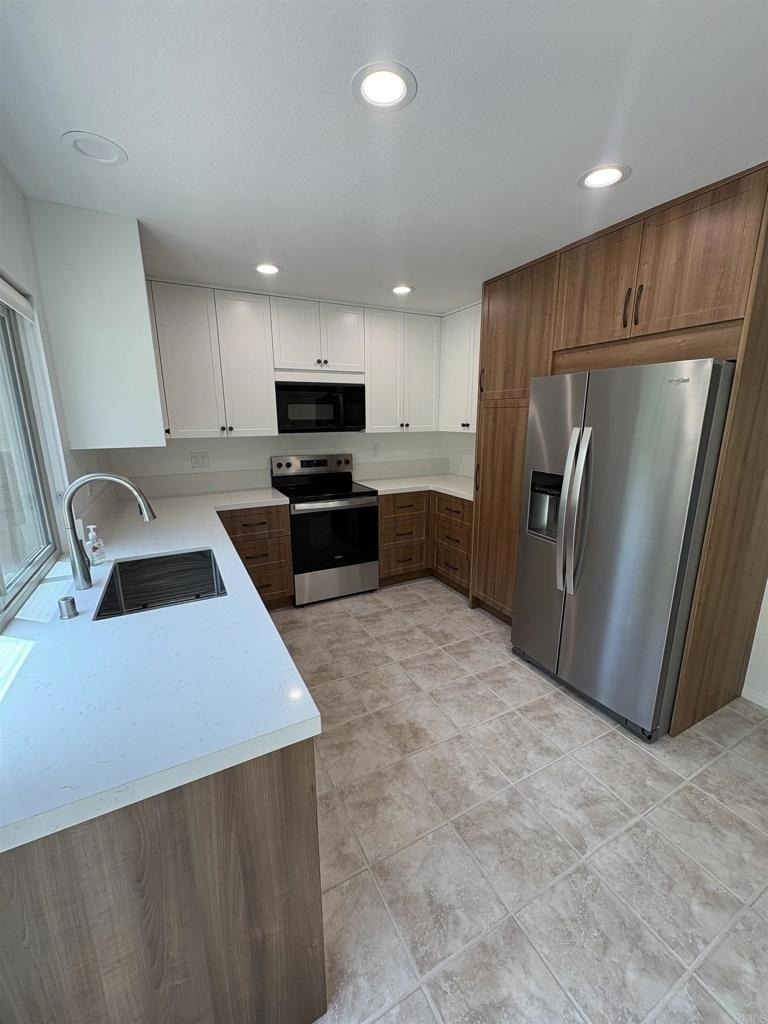 17463 Plaza Dolores - Photo 0