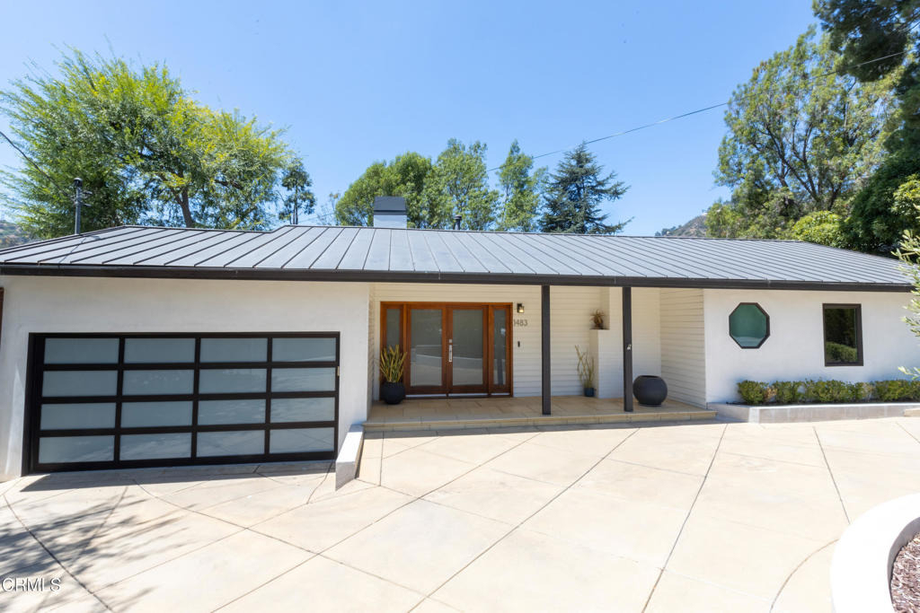 1483 Arroyo View Drive - Photo 0