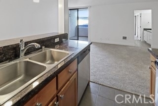 10982 Roebling - Photo 12