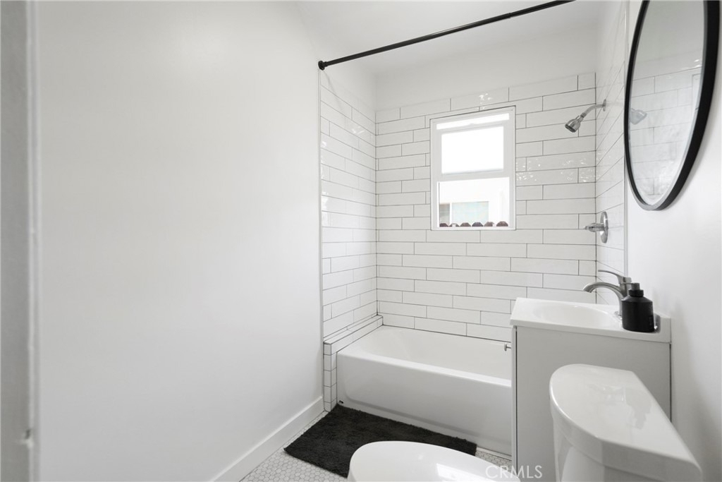 1667 N Avenue 46 - Photo 6