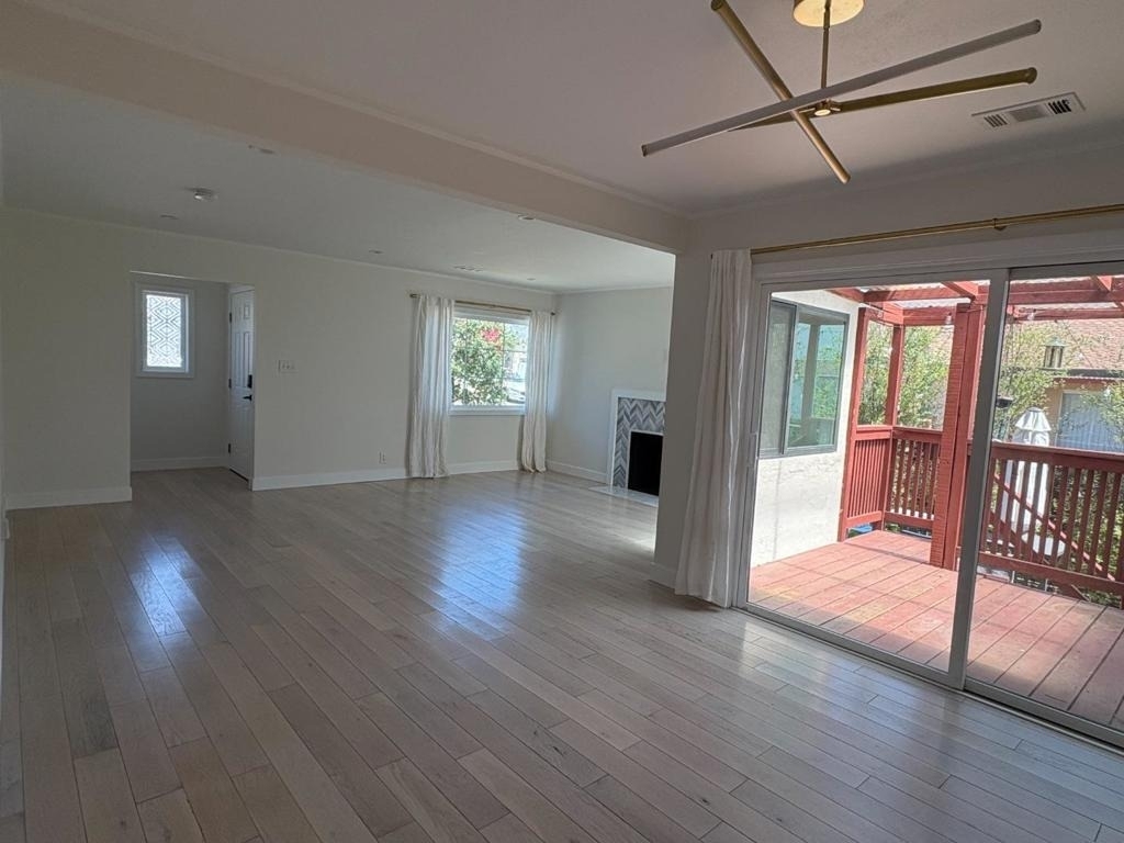 319 Helen Drive - Photo 5