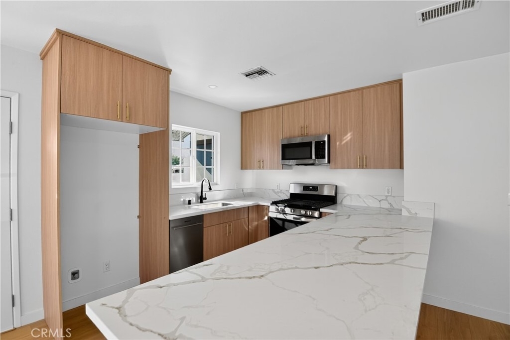 16682 E Greenhaven - Photo 4