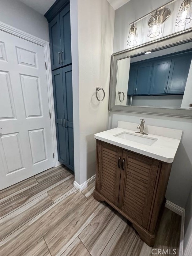 9411 1/2 Mandale Avenue - Photo 3