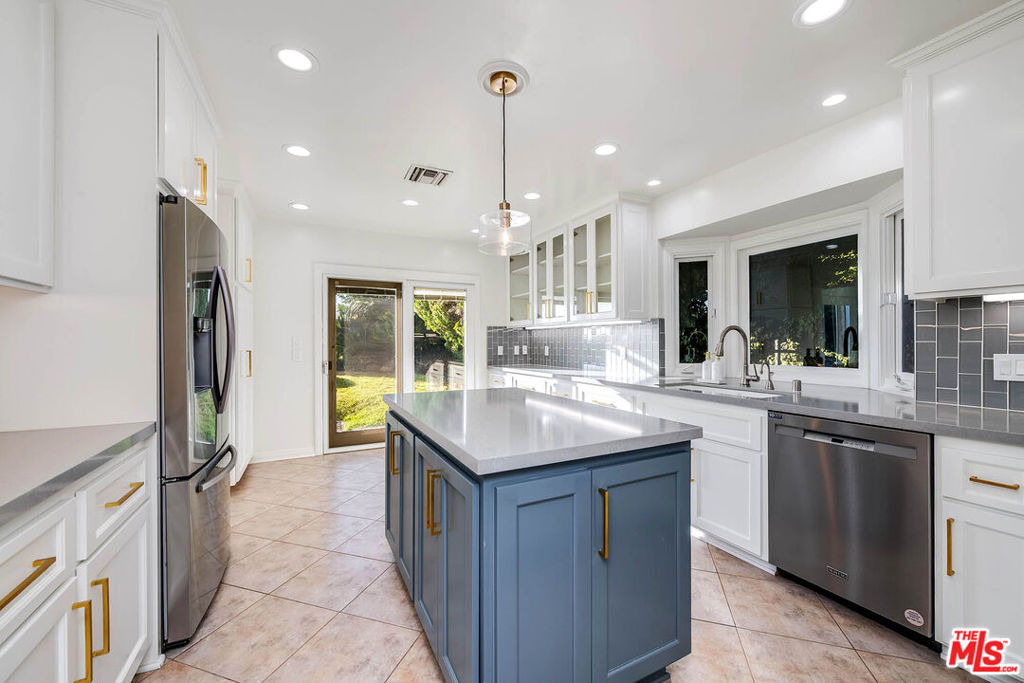3115 Dona Susana Drive - Photo 18