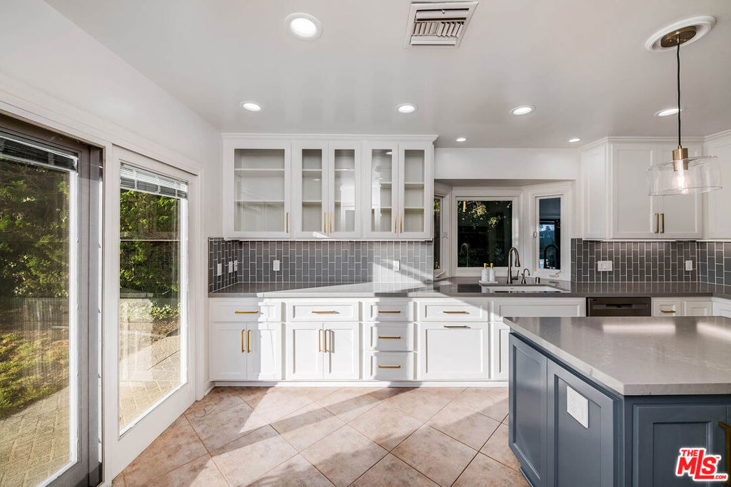 3115 Dona Susana Drive - Photo 16