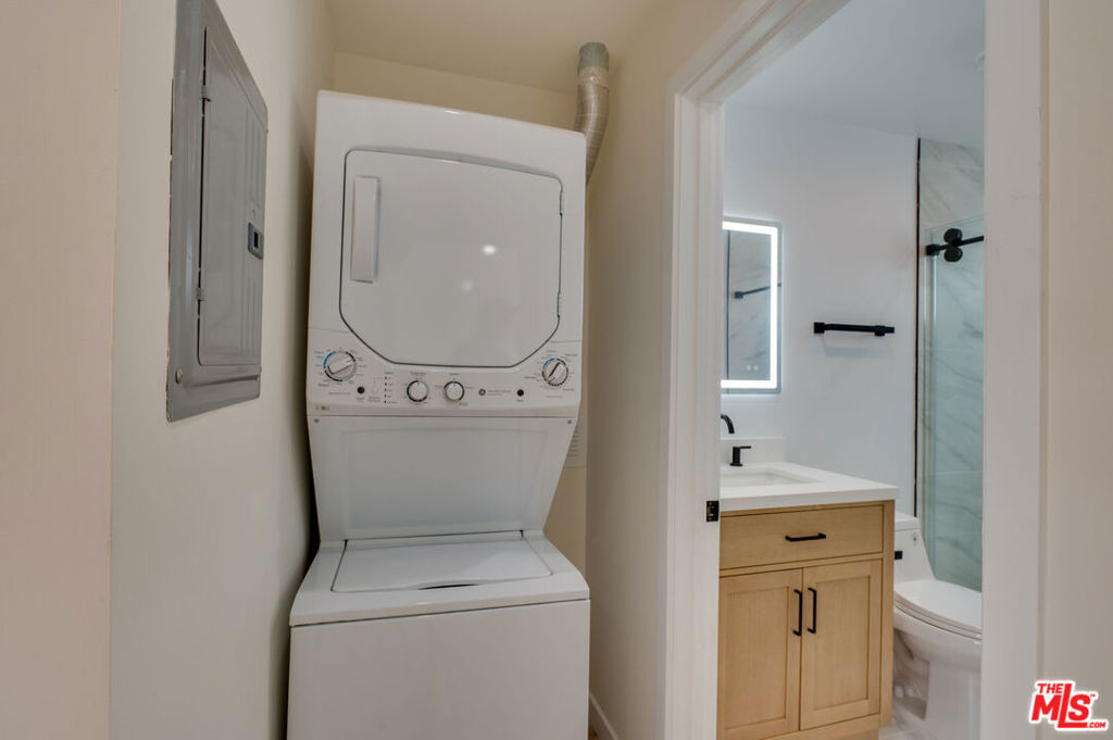 928 N San Vicente Boulevard - Photo 7