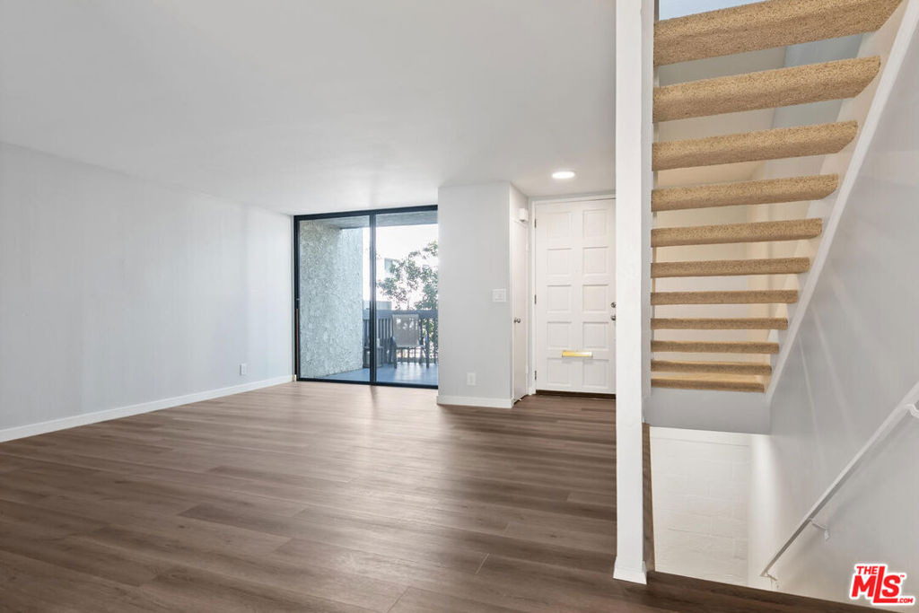 29239 Heathercliff Road - Photo 5