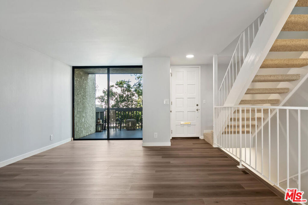 29239 Heathercliff Road - Photo 2