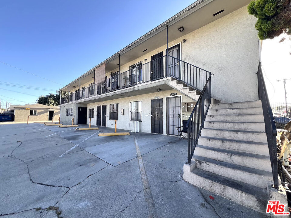 1016 W 109th Place - Photo 1