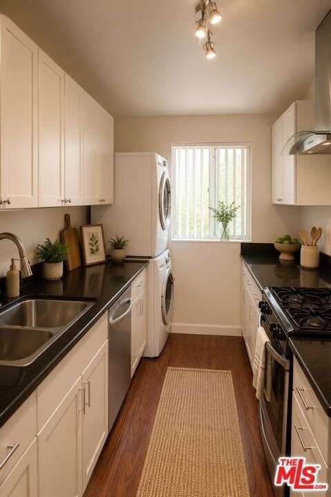 1125 N Genesee Avenue - Photo 1