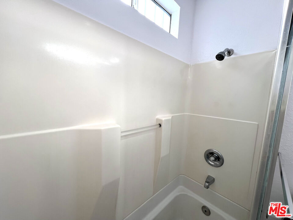 1012 W 109th Place - Photo 9