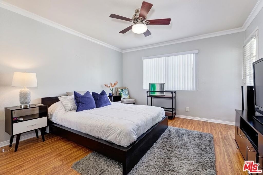 2138 E 1st Street - Photo 17