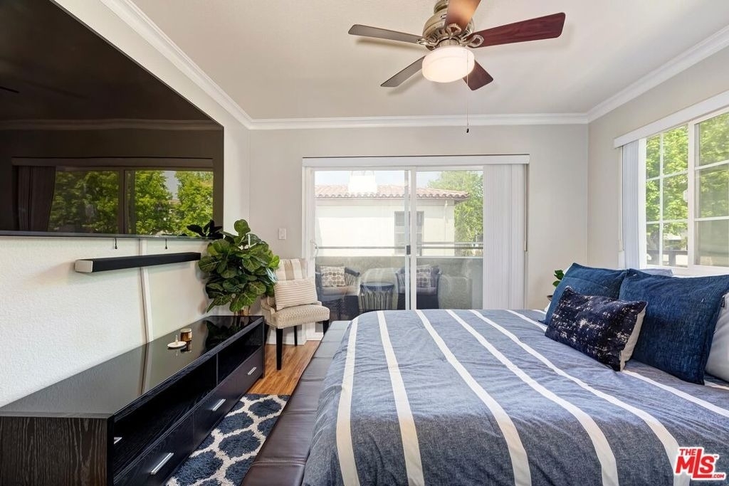 2138 E 1st Street - Photo 12