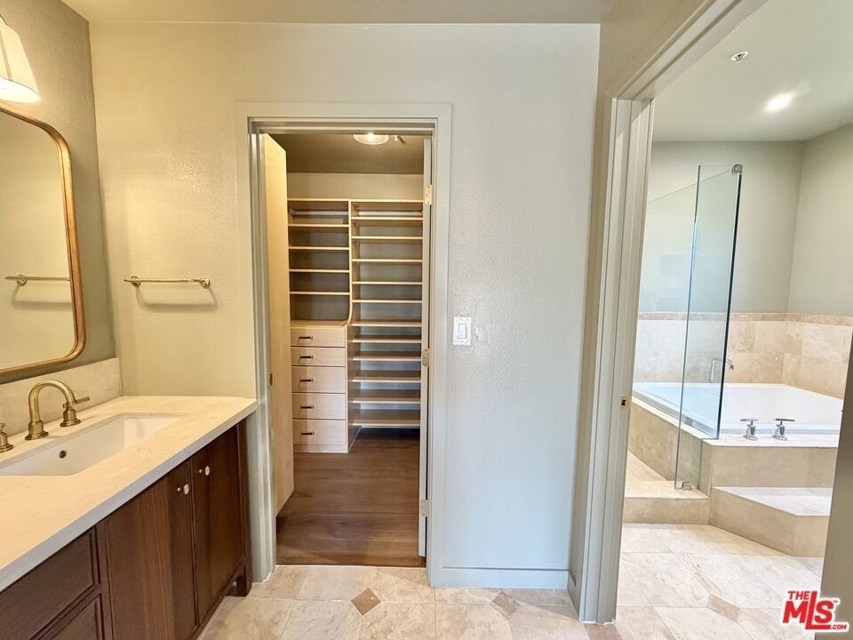 1515 Indiana Avenue - Photo 18