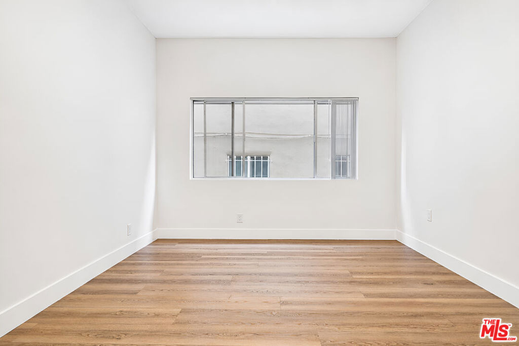 134 S Elm Drive - Photo 15