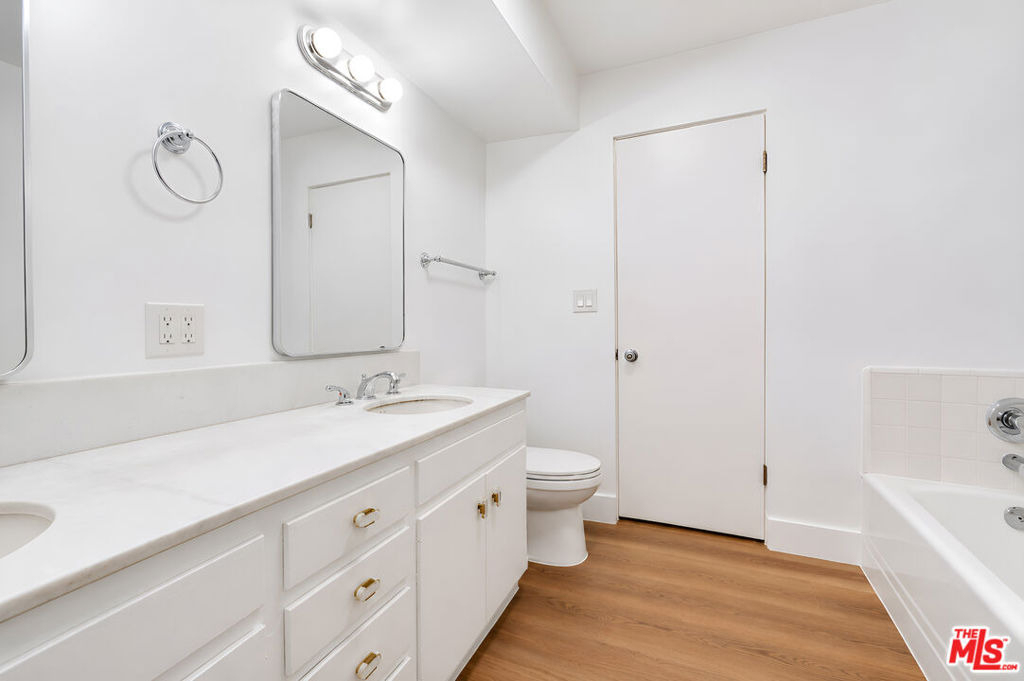 134 S Elm Drive - Photo 20