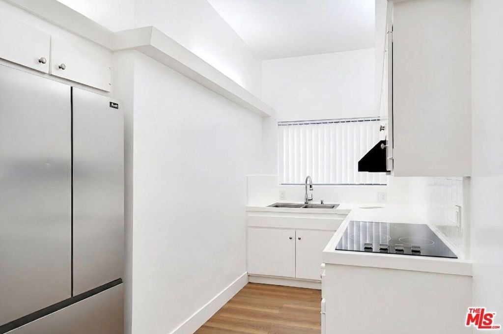 134 S Elm Drive - Photo 8