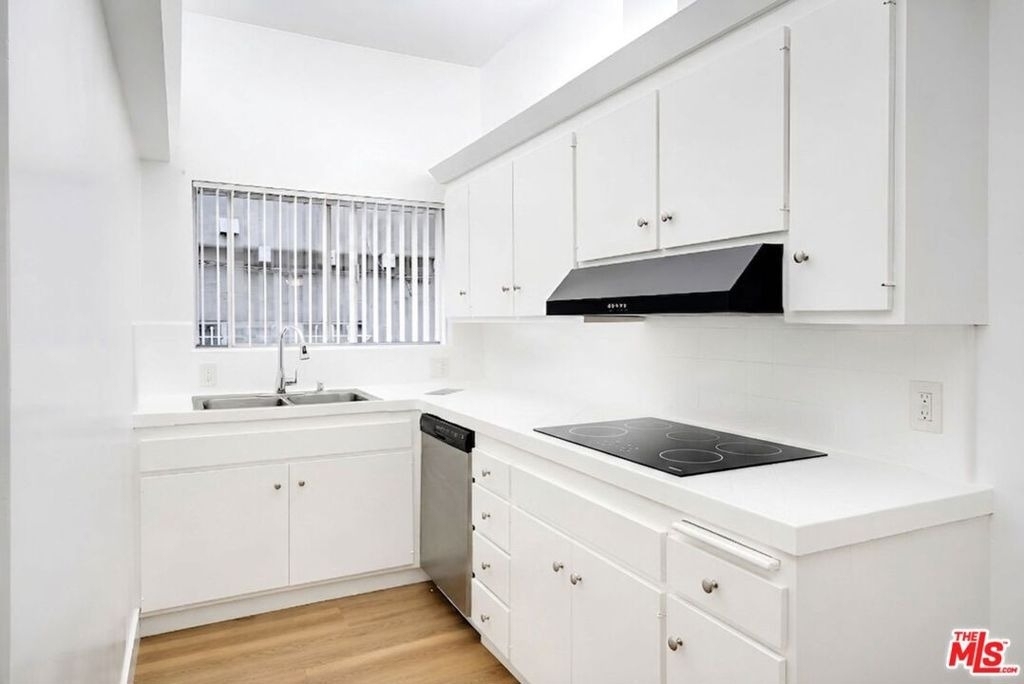134 S Elm Drive - Photo 10