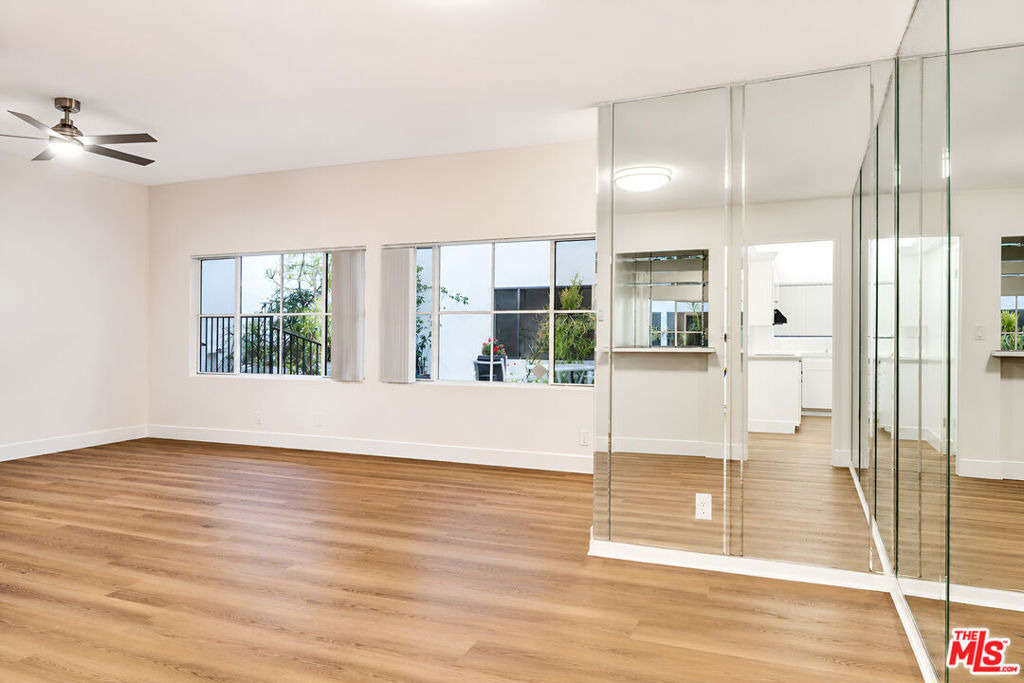 134 S Elm Drive - Photo 14