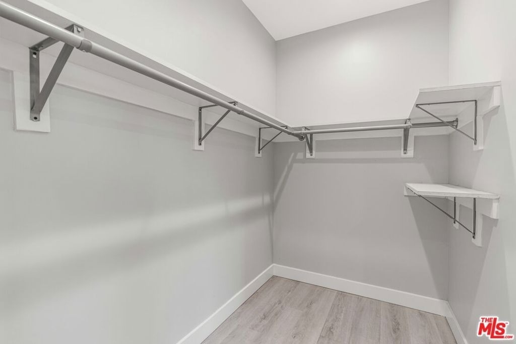 8224 Vanscoy Avenue - Photo 8