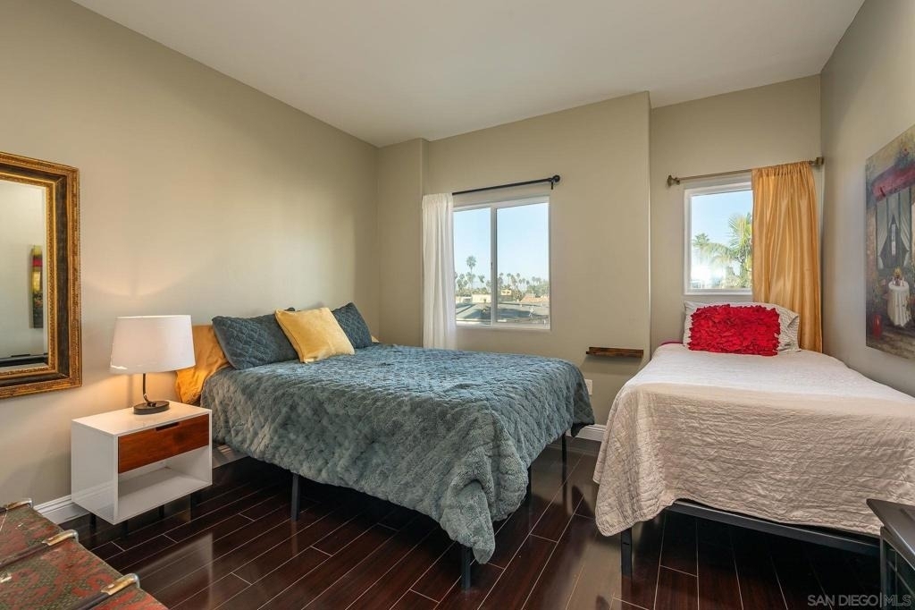 4741 Point Loma Ave - Photo 45