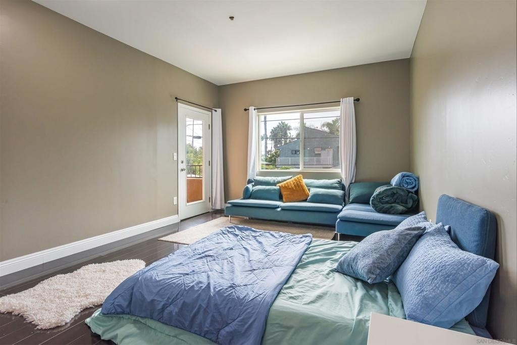 4741 Point Loma Ave - Photo 18
