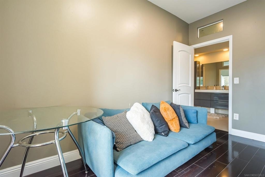 4741 Point Loma Ave - Photo 23