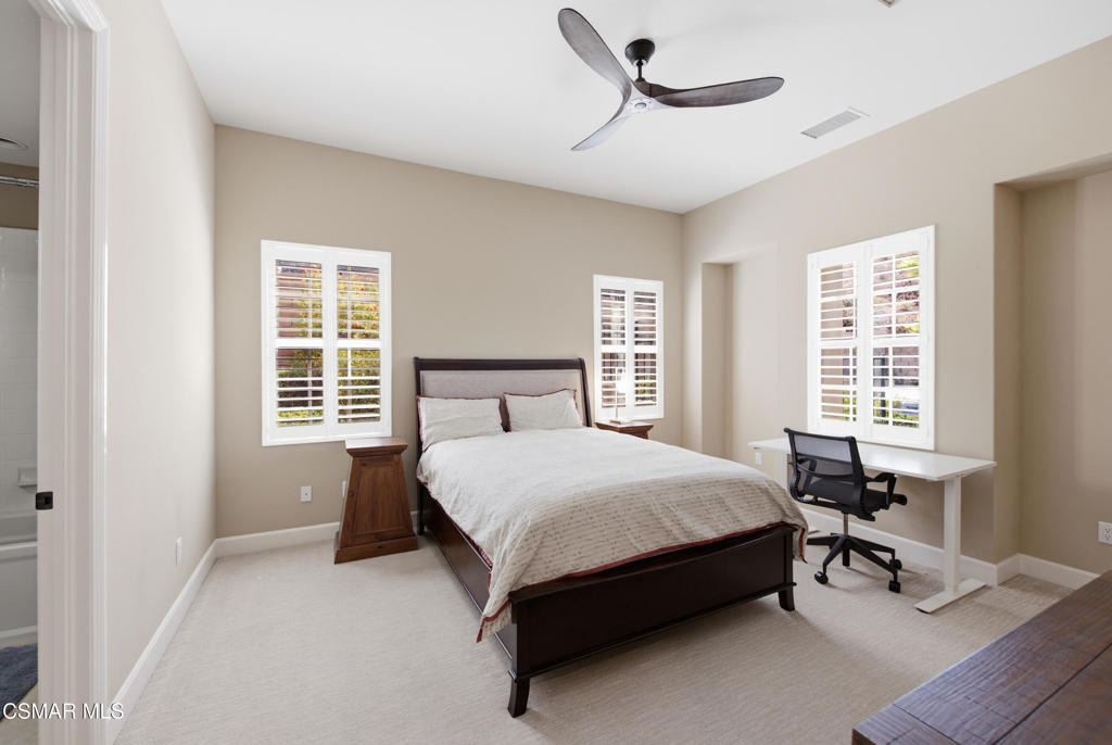 138 Mayflower Street - Photo 19