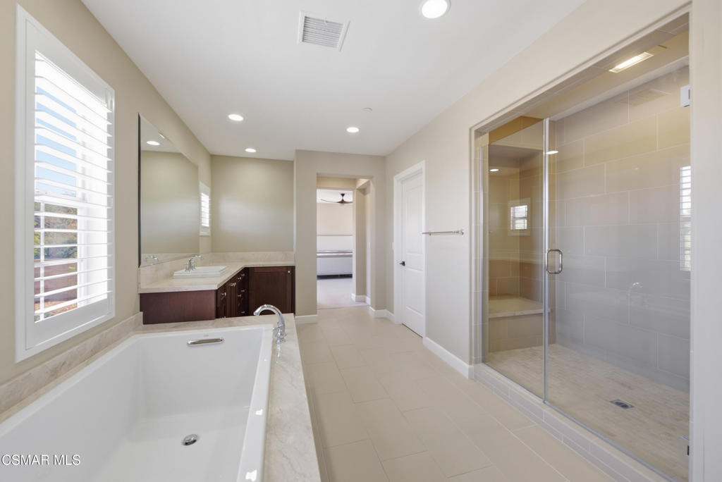138 Mayflower Street - Photo 32