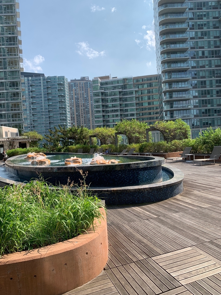 Center Boulevard, Near Hunters Point and Long Island City Waterfront  - Photo 6