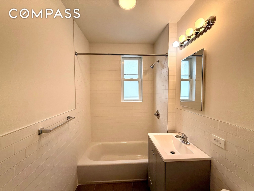 85th Street - Photo 2