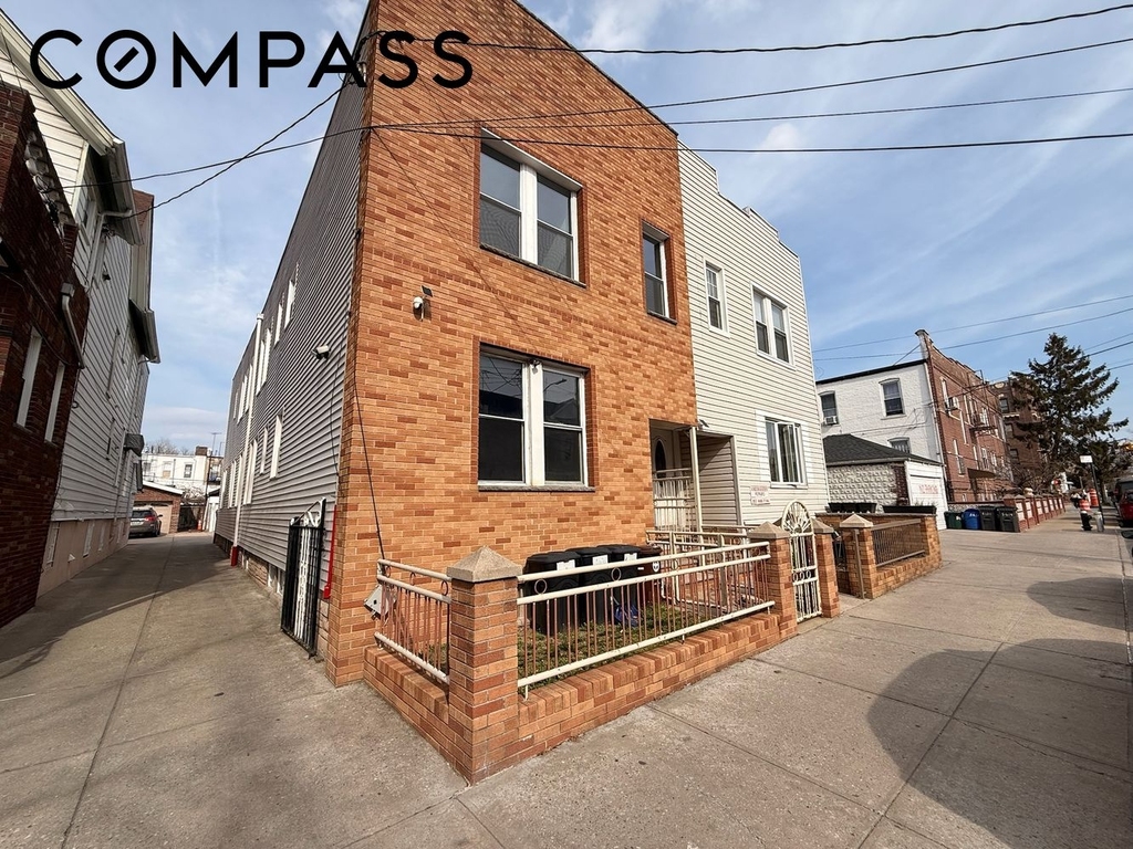 85th Street - Photo 5